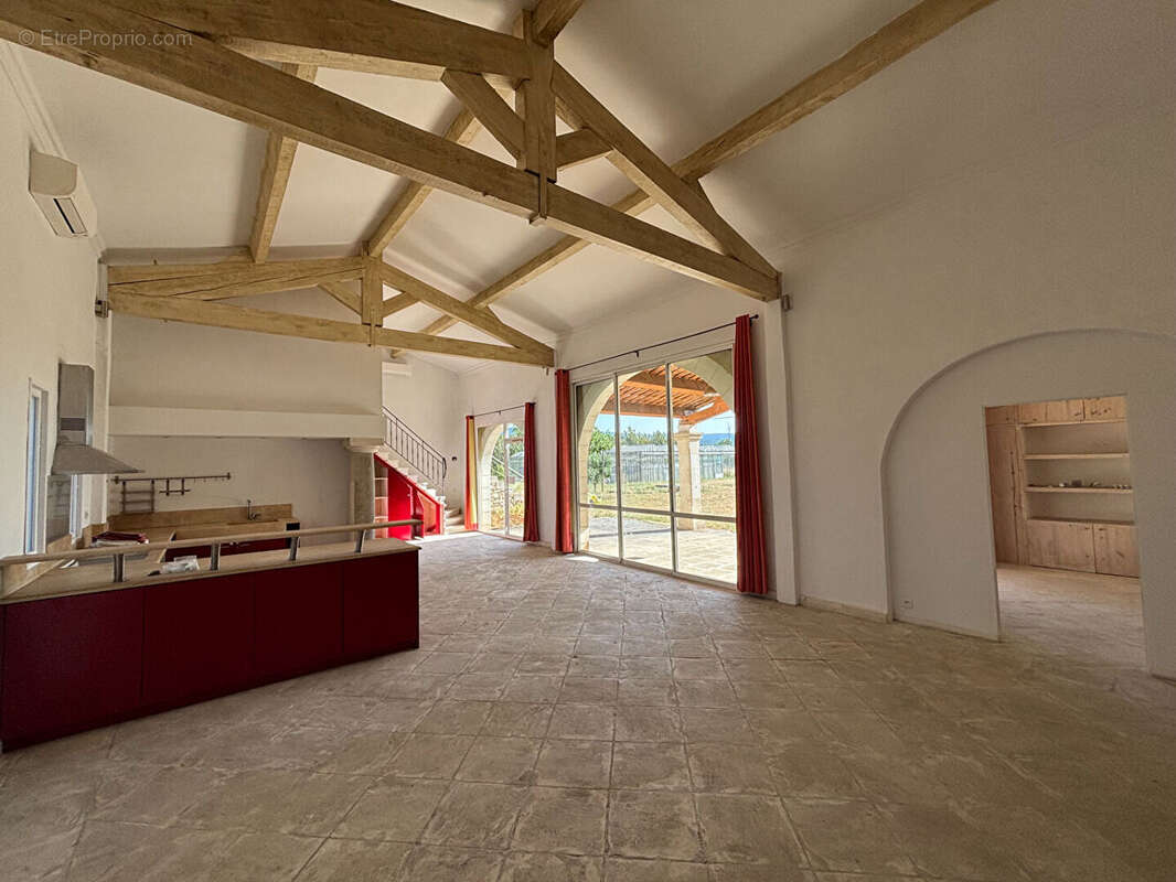 Maison à ROUSSILLON