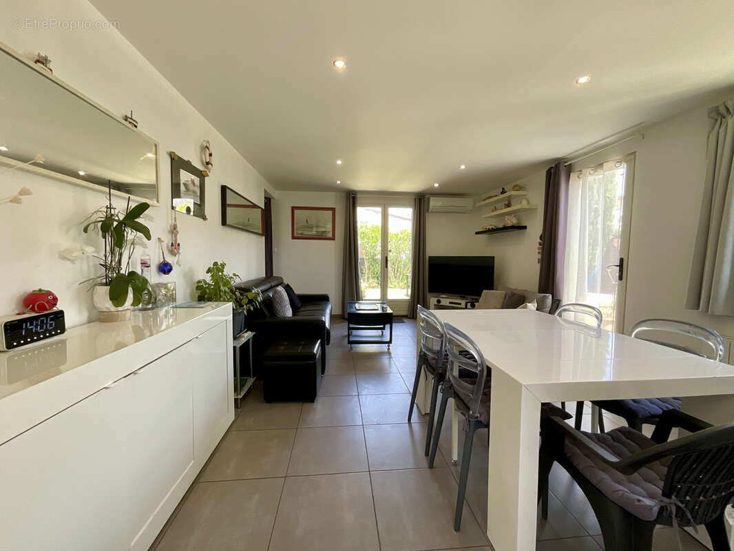 Marseillan - Maison plain pied avec jardin - photo 3