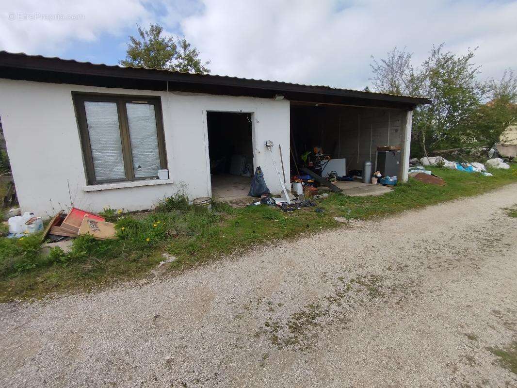 Maison à DAMPIERRE-LES-CONFLANS