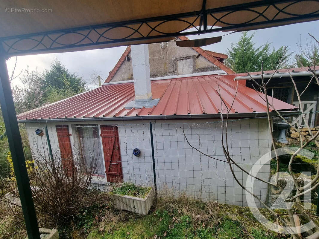 Maison à VARZY