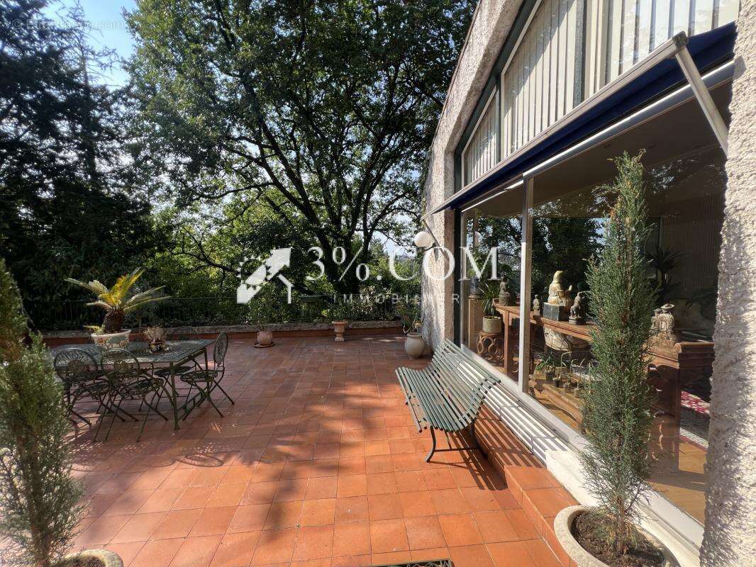 3%. com immobilier à  poitiers - photo 3