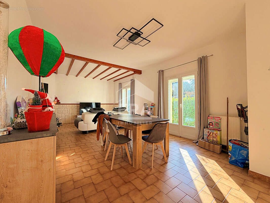 Maison à LA COURONNE