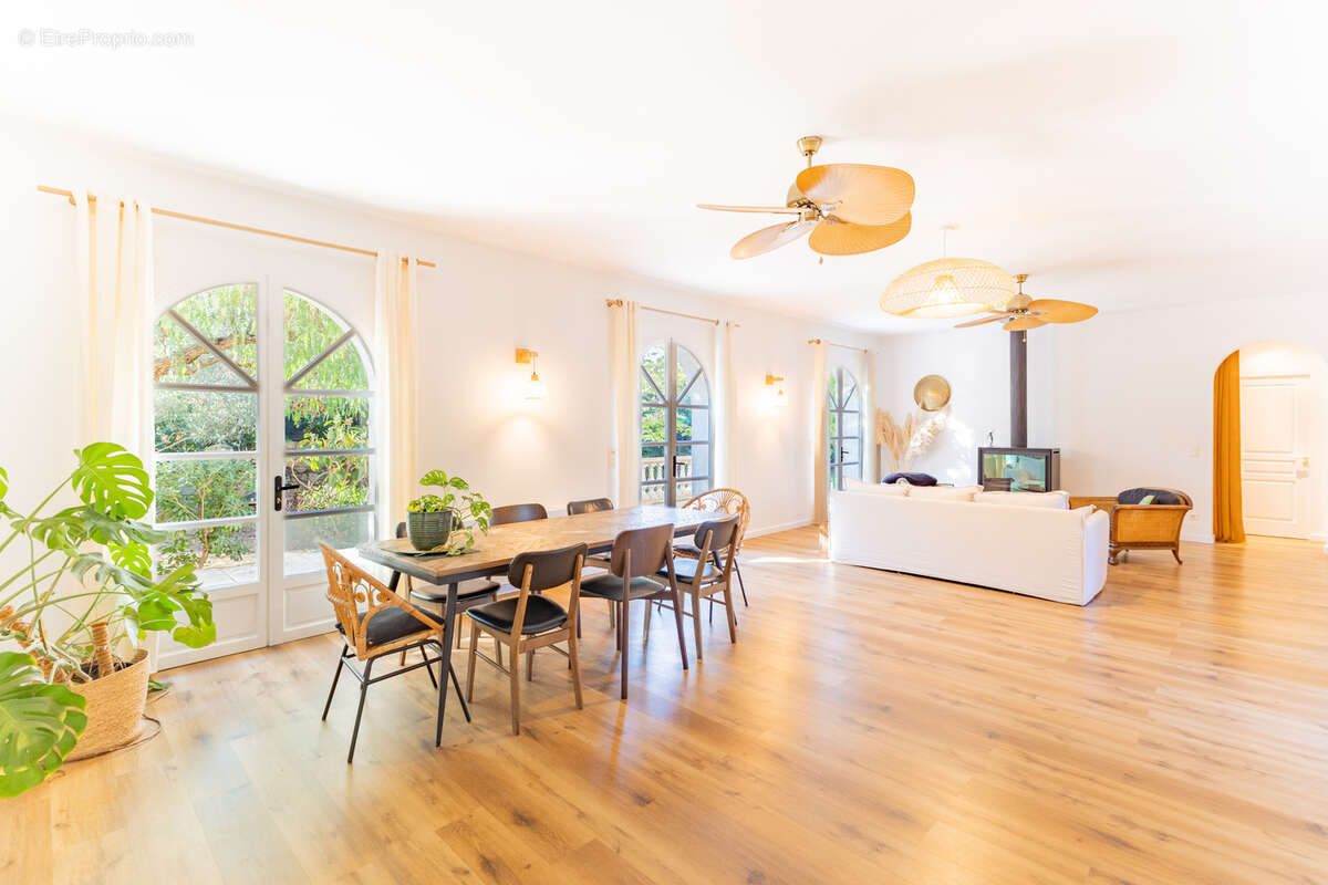 Maison à SAINT-RAPHAEL