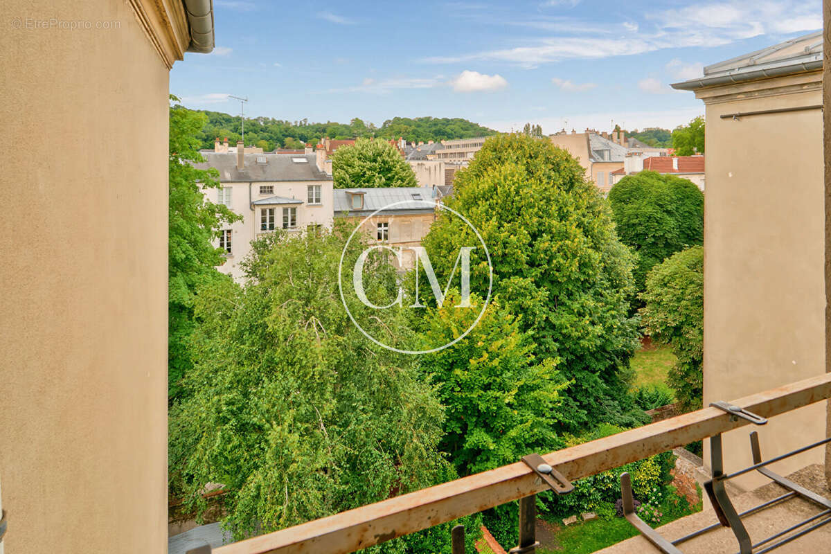 Appartement à VERSAILLES