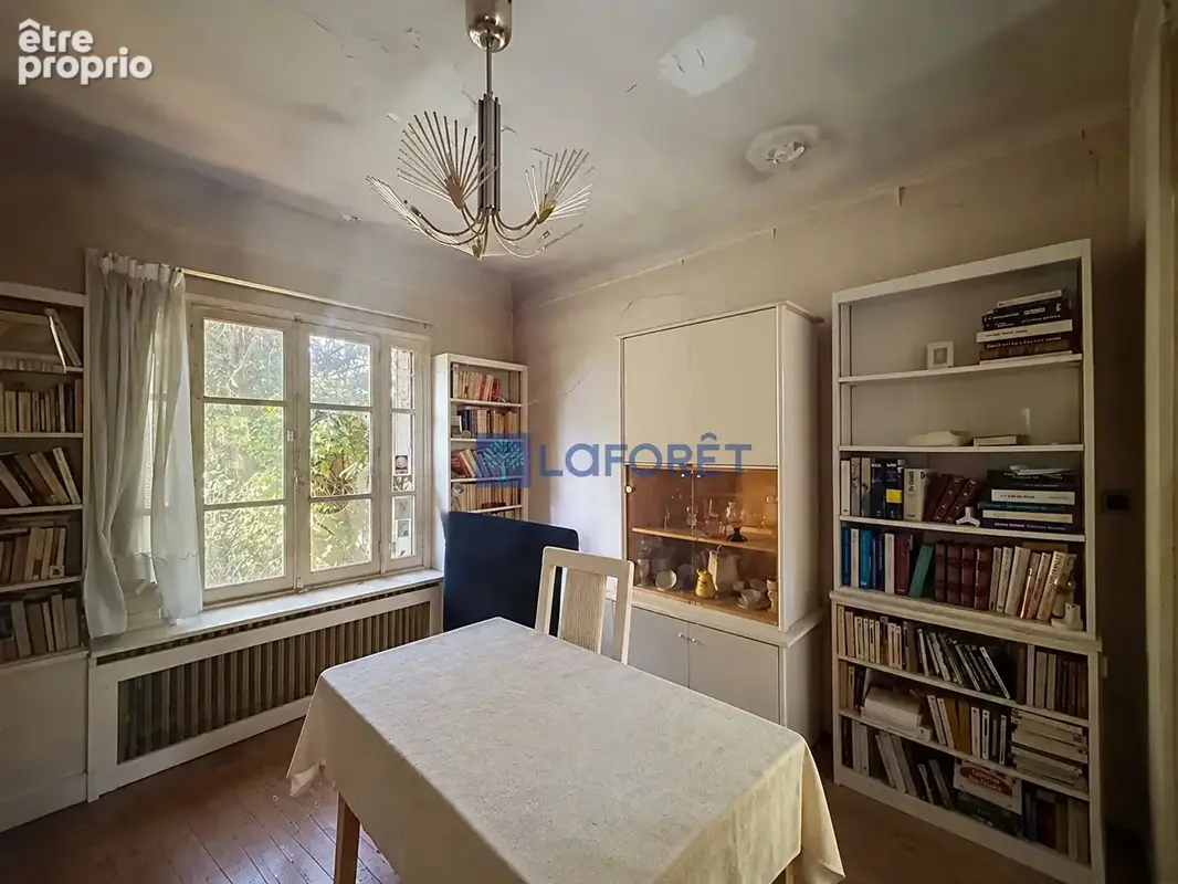Maison à rénover sur un terrain exceptionnel de 1742m2. Une opportunité rare!! - photo 5