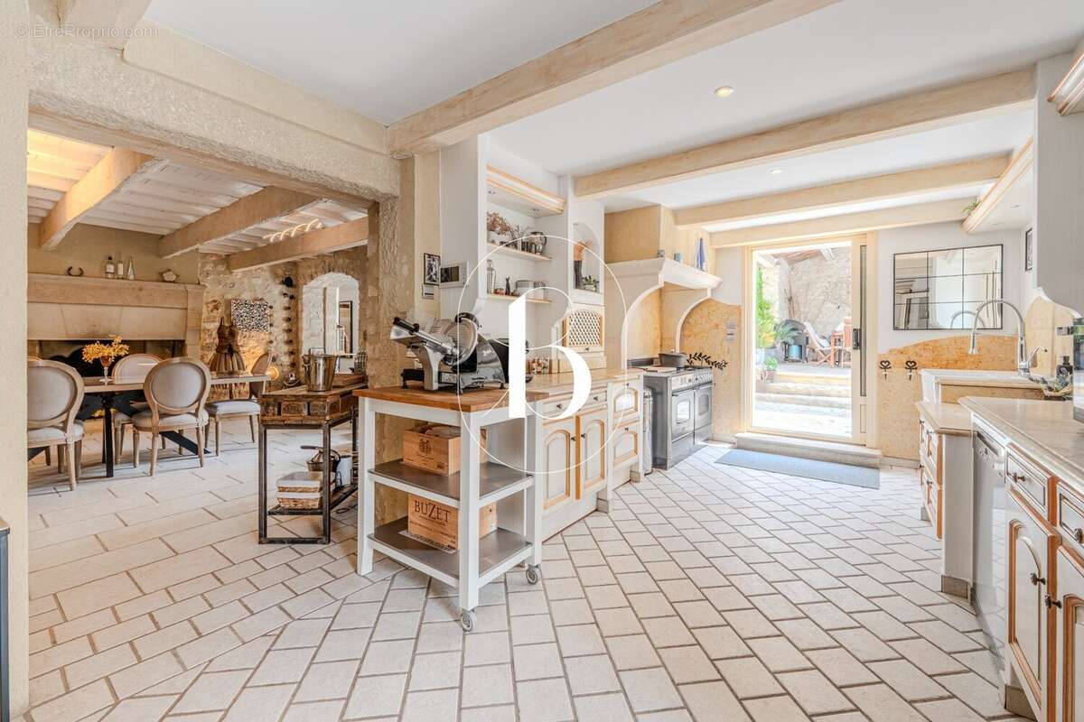 Maison à UZES