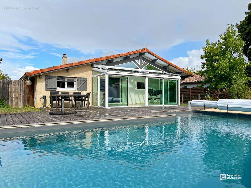 Maison à SAINT-MEDARD-EN-JALLES