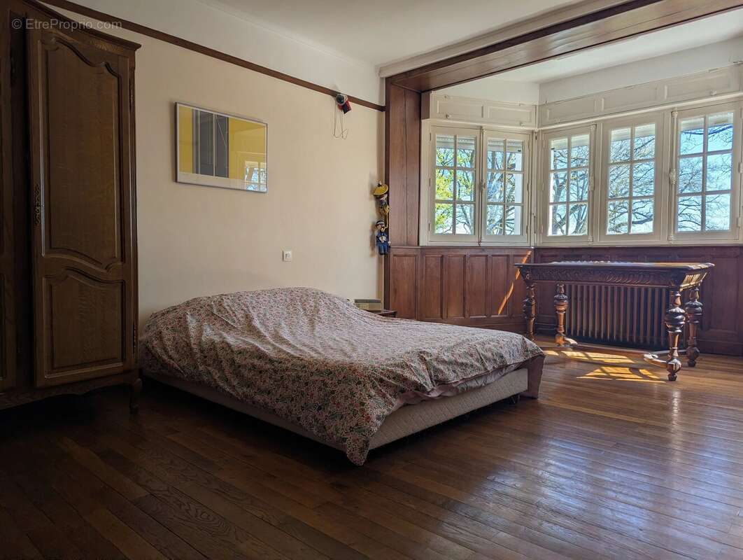Maison à LA TRIMOUILLE
