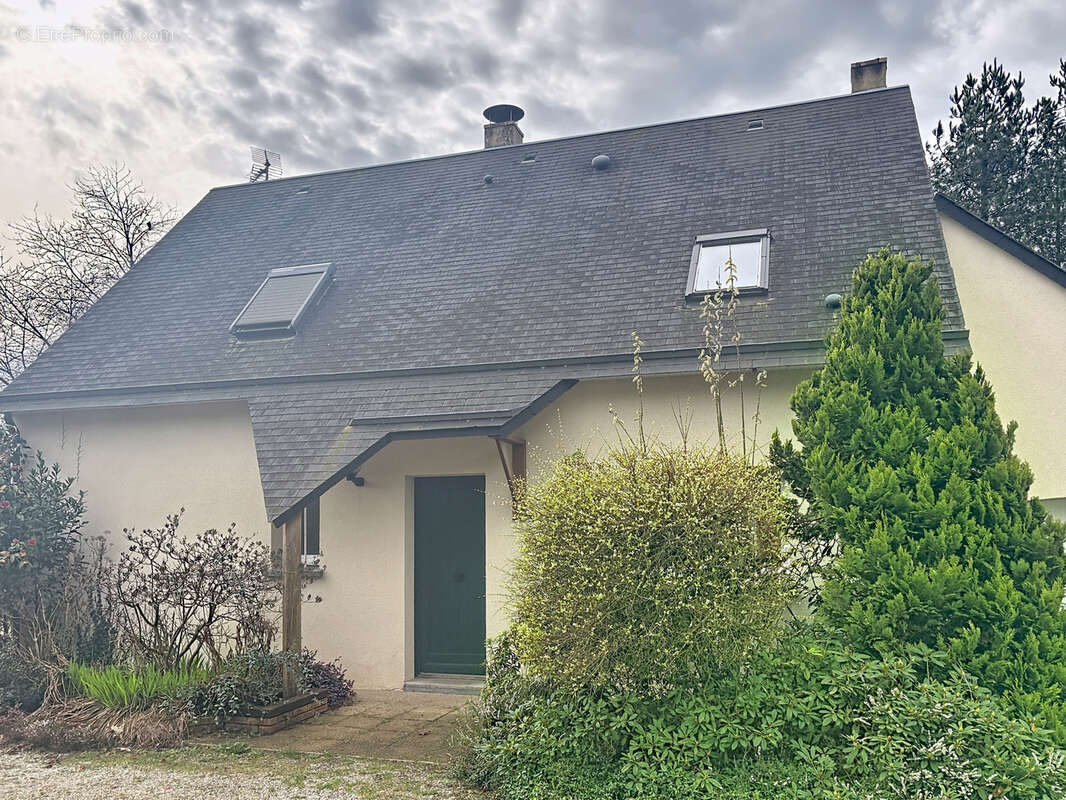 Maison à SOURDEVAL