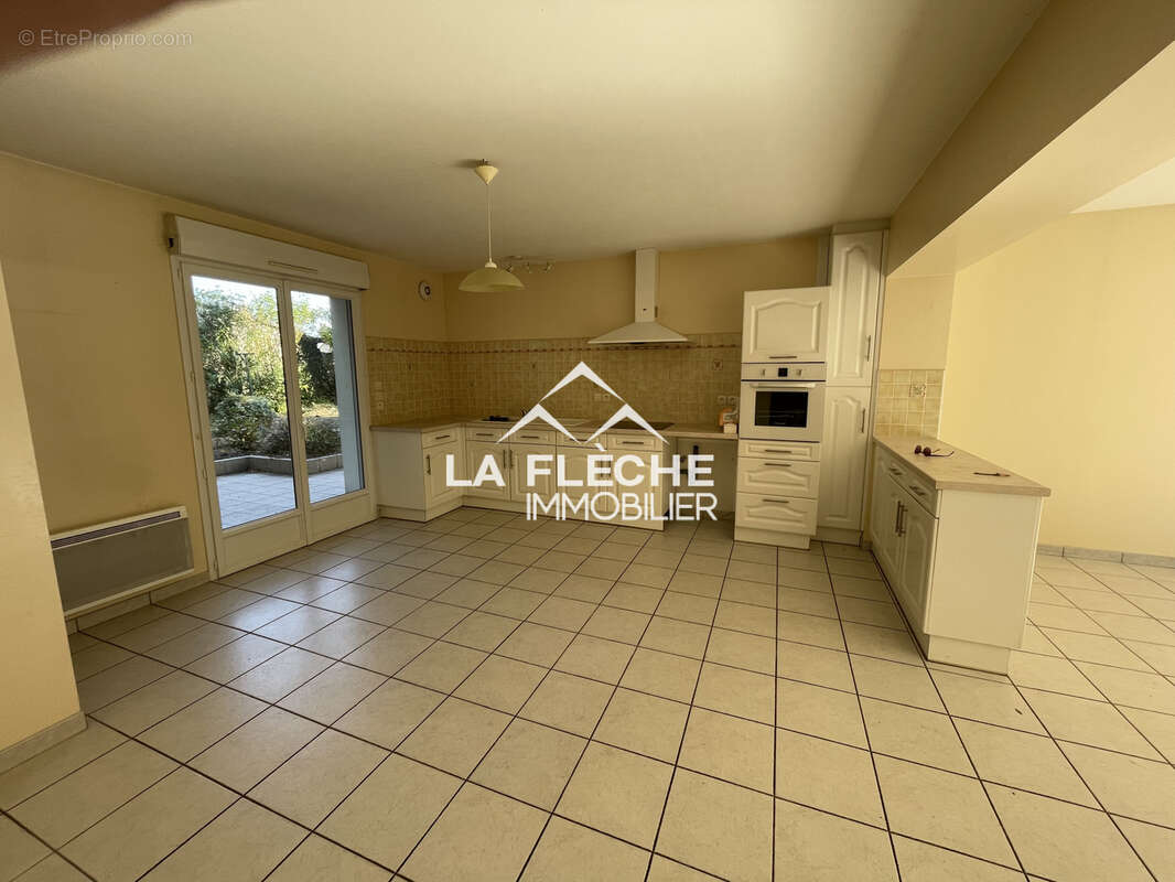 Maison à LA FLECHE