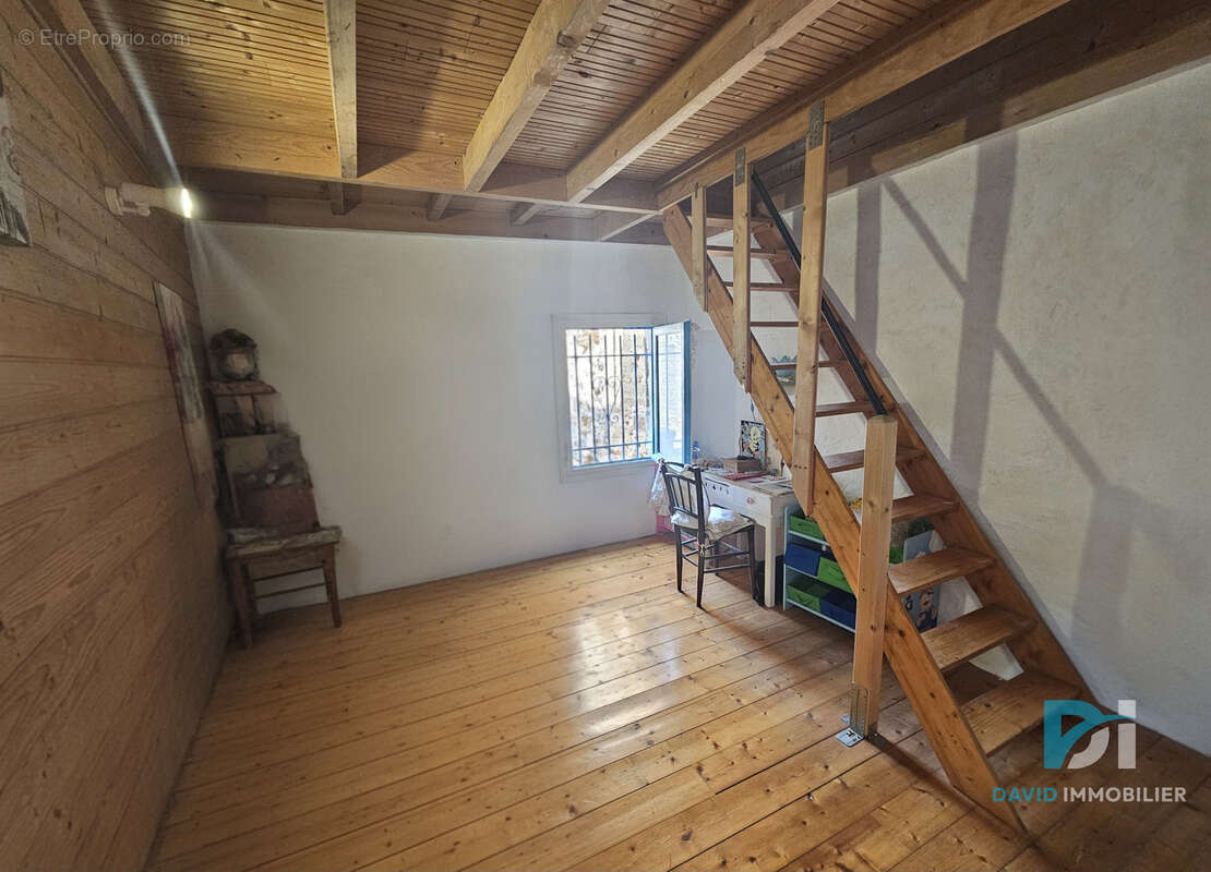 Maison de village avec garage et T2 indépendant - photo 6