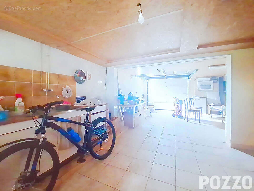 A  Vendre  Maison de 6 pp  Val D Arry   (14210) - photo 15