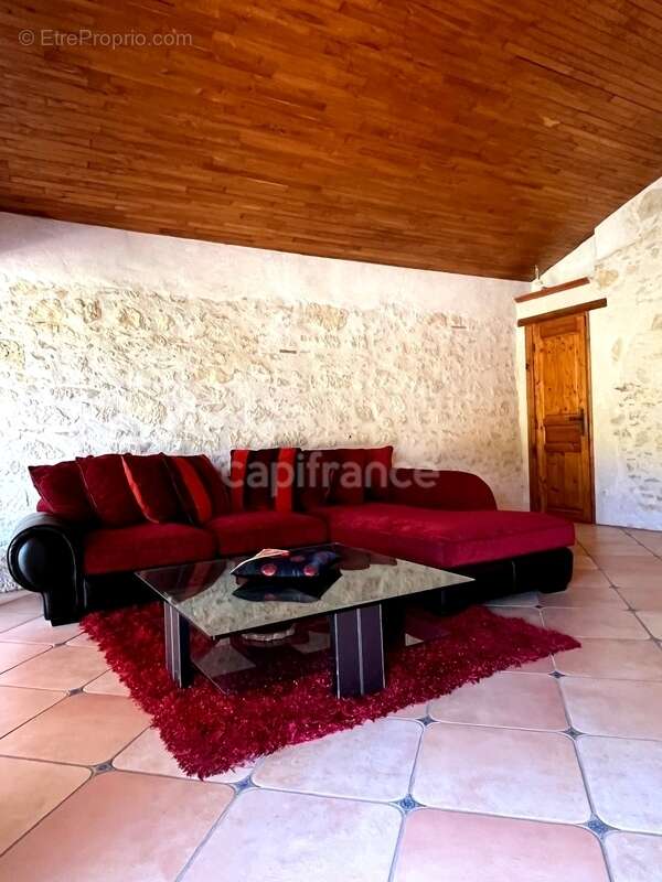 Jolie maison de campagne (320 m2, 9 pièces, 5 chambres) à vendre, sur terrain de 8500 m2, à dix minutes d'Auch (32) - photo 31
