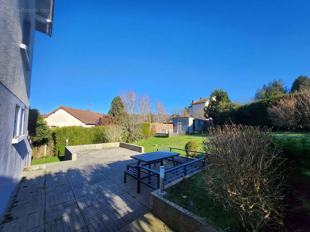 Maison à RILHAC-RANCON