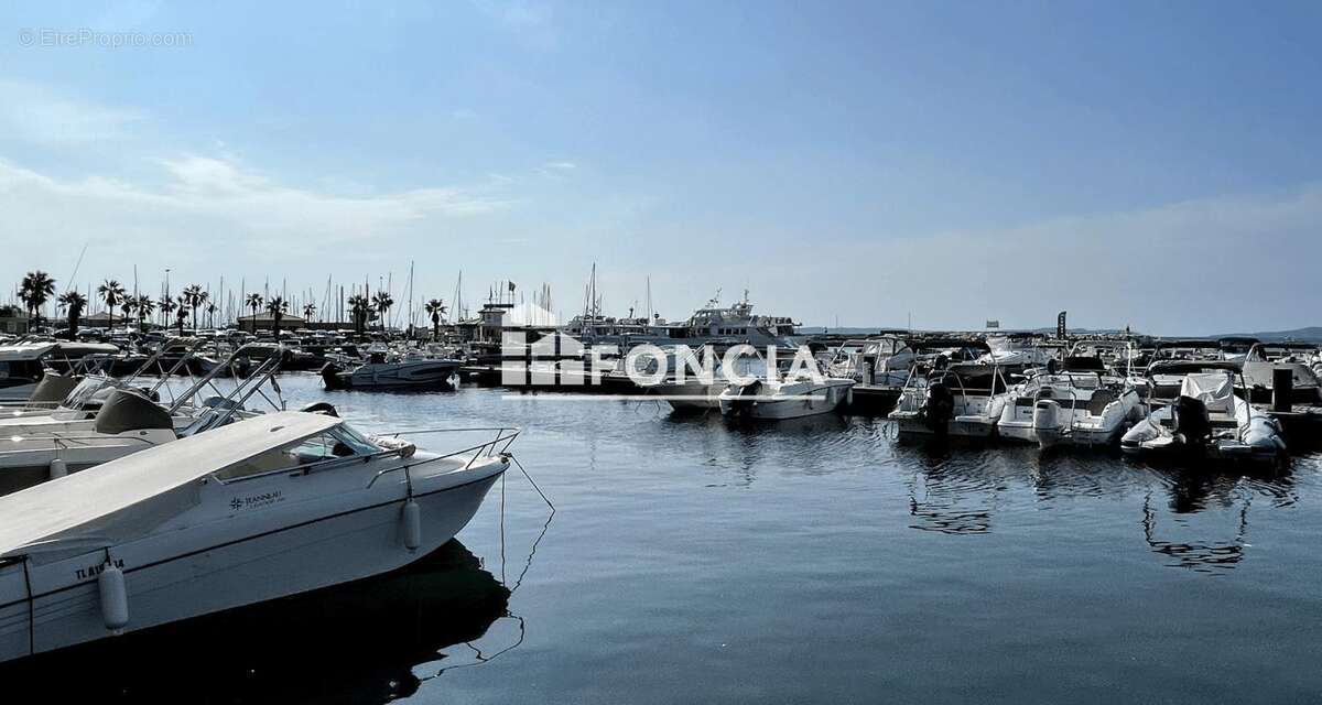 Appartement à LE LAVANDOU