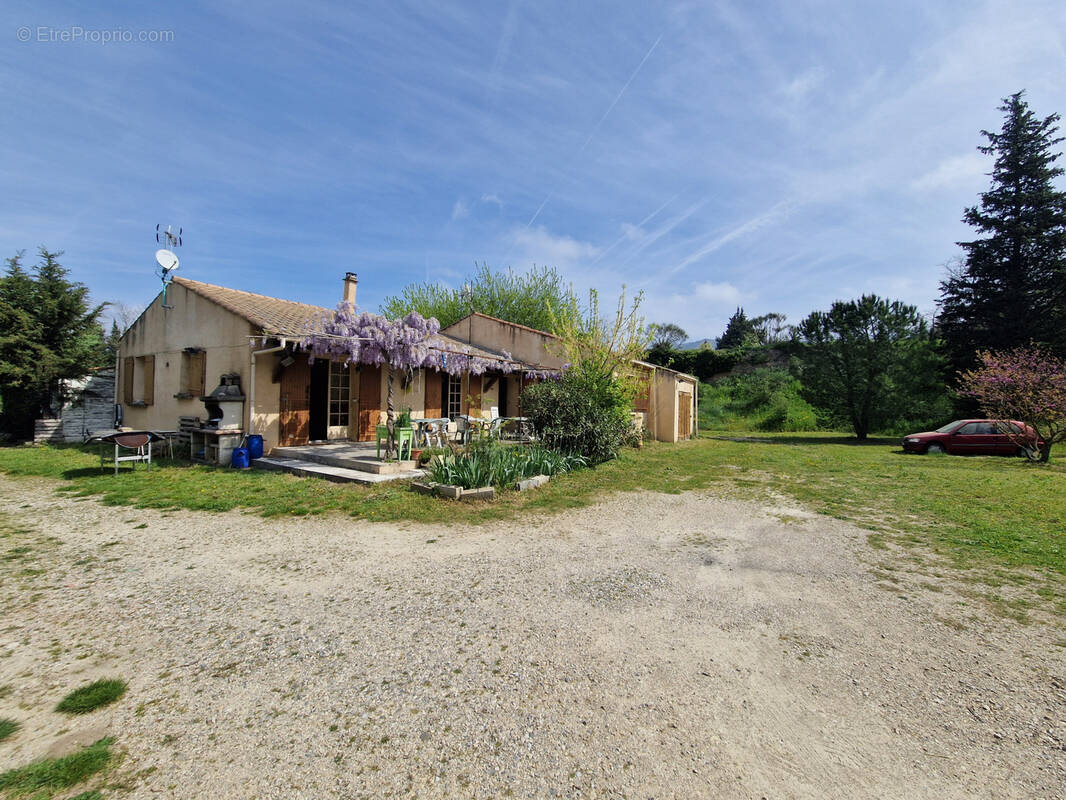 Maison à CHEVAL-BLANC