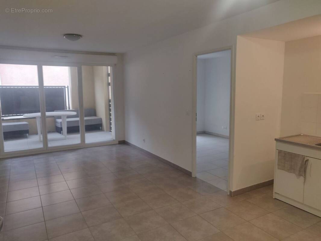 Appartement à CAILLOUX-SUR-FONTAINES