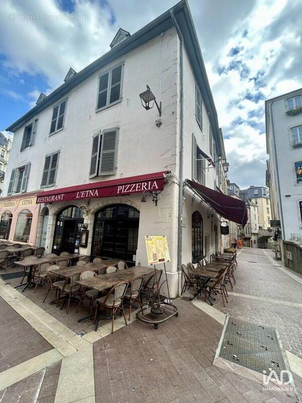 Photo 1 - Commerce à PAU