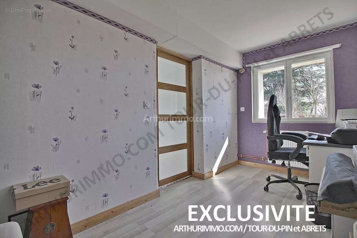 Maison à LA TOUR-DU-PIN