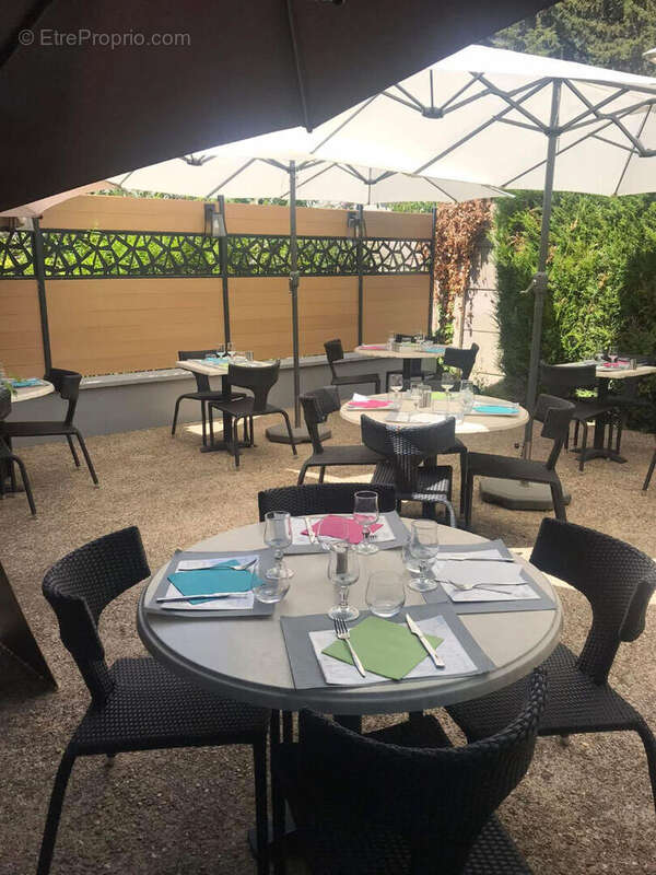 Autre à L&#039;HAY-LES-ROSES