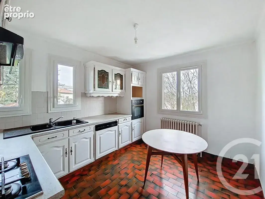 Maison 93 m² à Feyzin  - photo 9