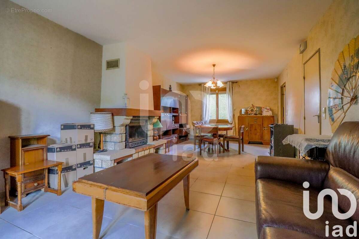 Photo 4 - Maison à CHERISY