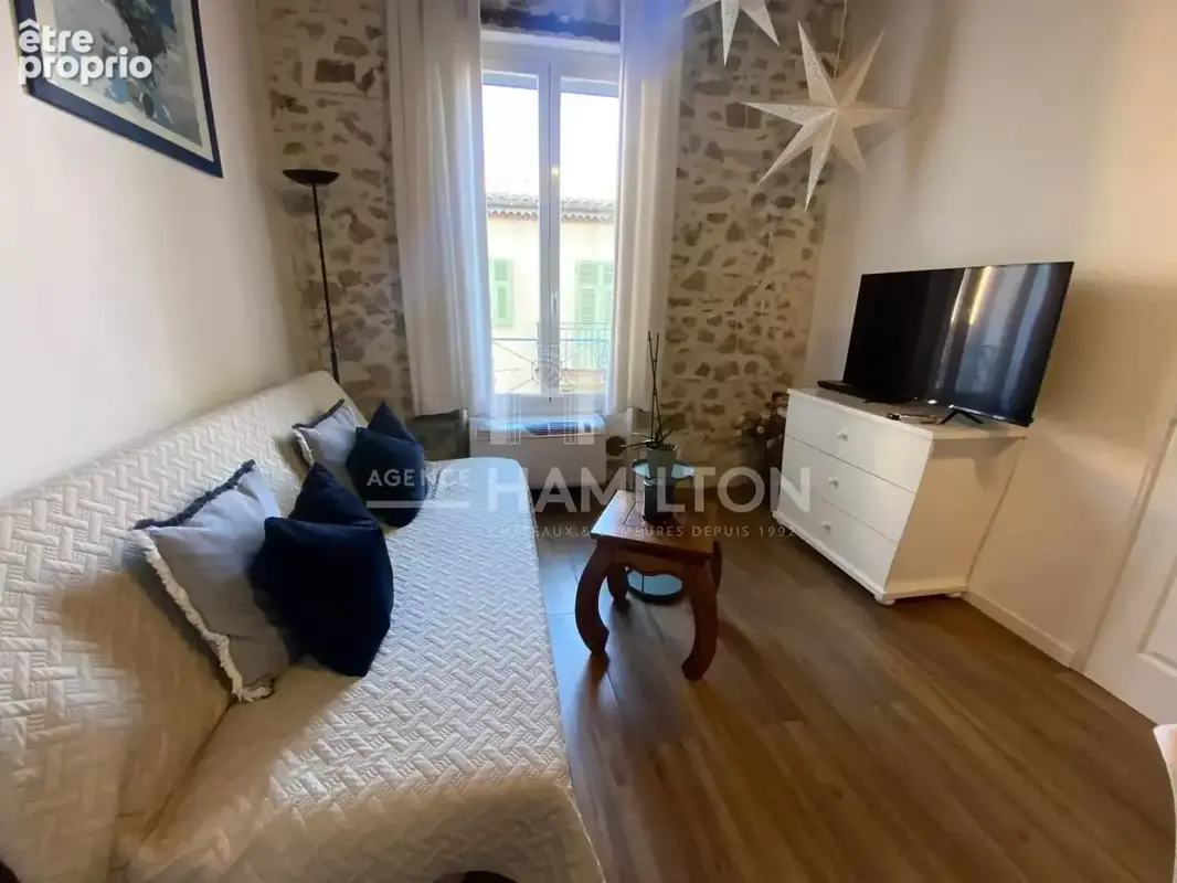 Charmant deux-pièces au cur du vieil Antibes, à quelques pas de - photo 2