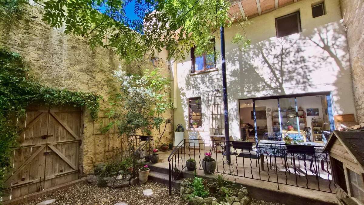 Maison à NEZIGNAN-L'EVEQUE