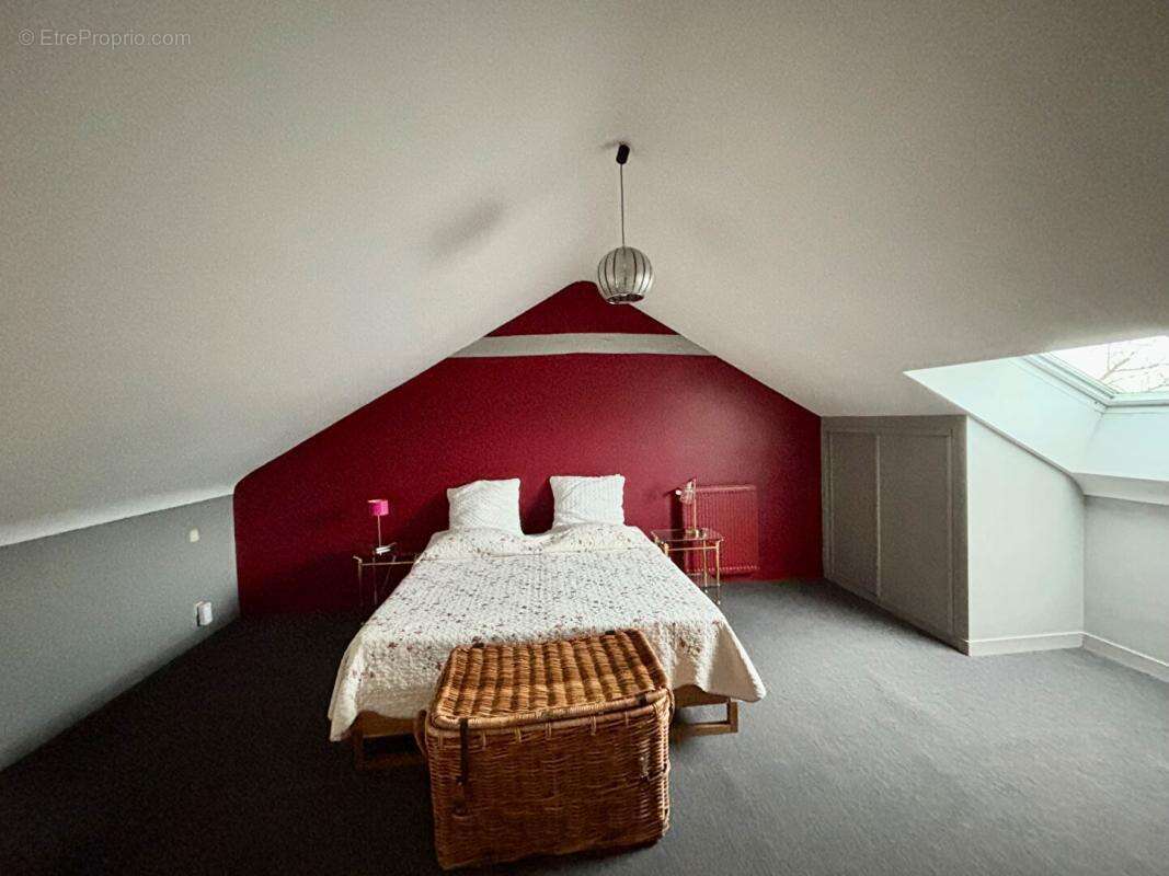Maison à COUFFE