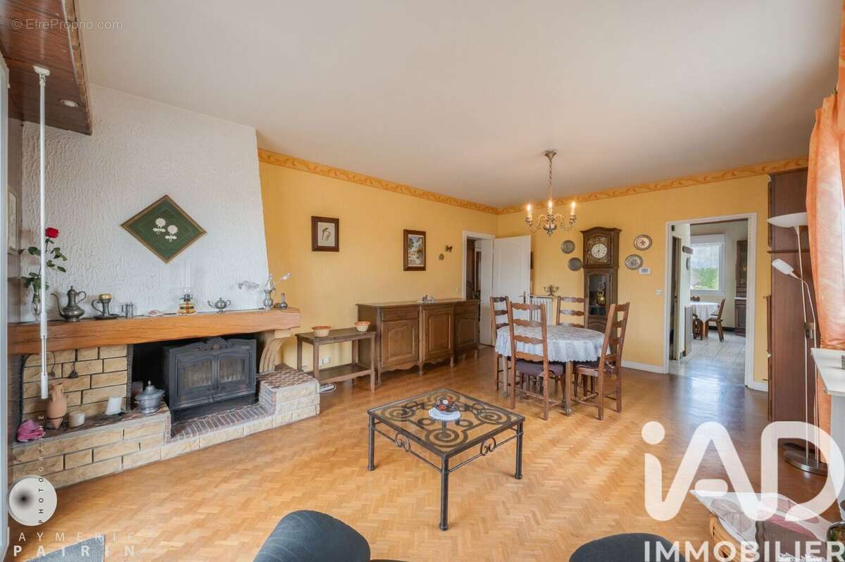 Maison 115 m² à Pournoy-La-Grasse  - photo 7