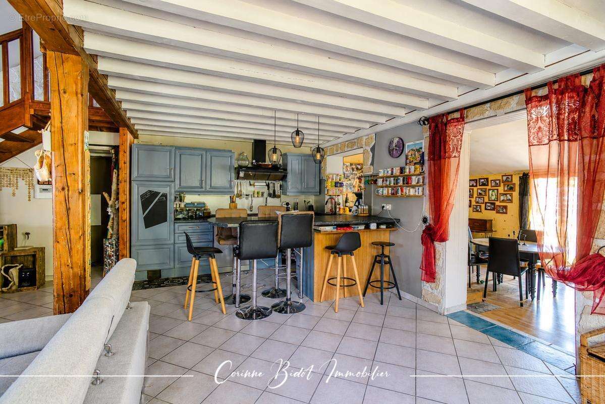 Maison à MIONS
