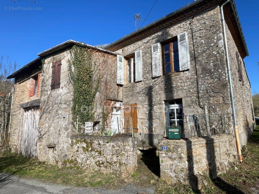 Maison à CHATEAUPONSAC