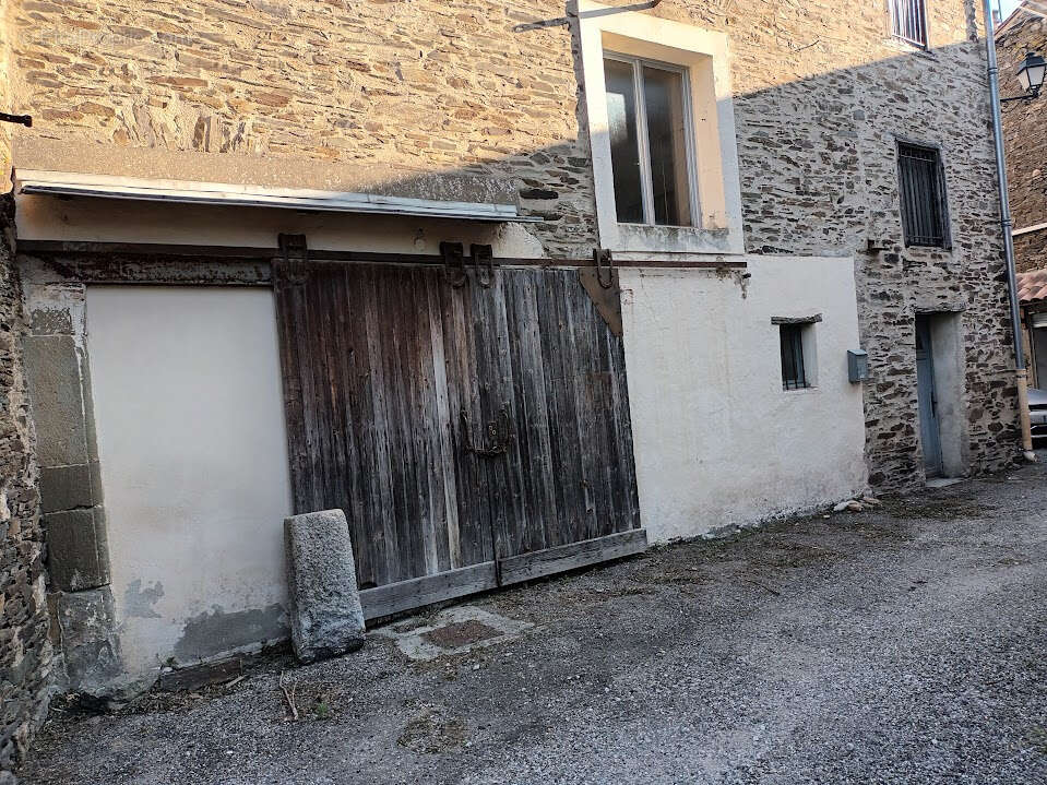 Maison à VILLARDONNEL