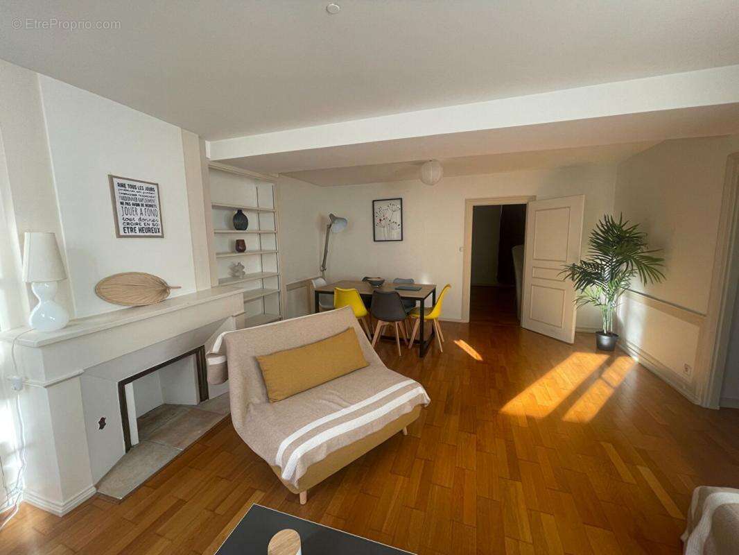 Appartement à LA ROCHELLE