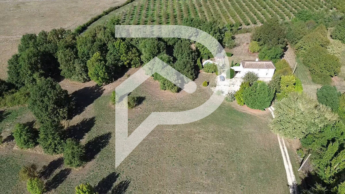 Maison à GAGEAC-ET-ROUILLAC