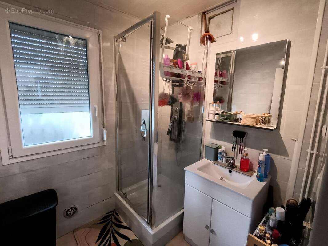 Photo 4 - Appartement à FESCHES-LE-CHATEL