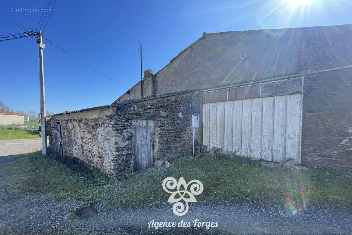Maison à LA REGRIPPIERE