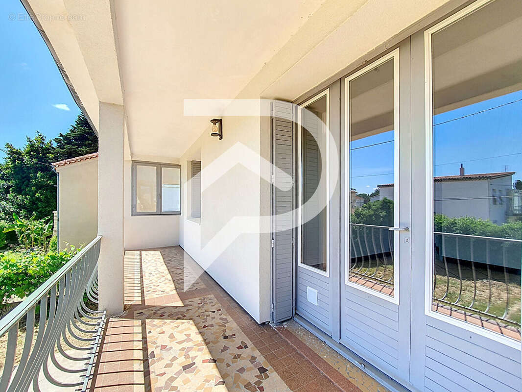 Maison à MONTELIMAR