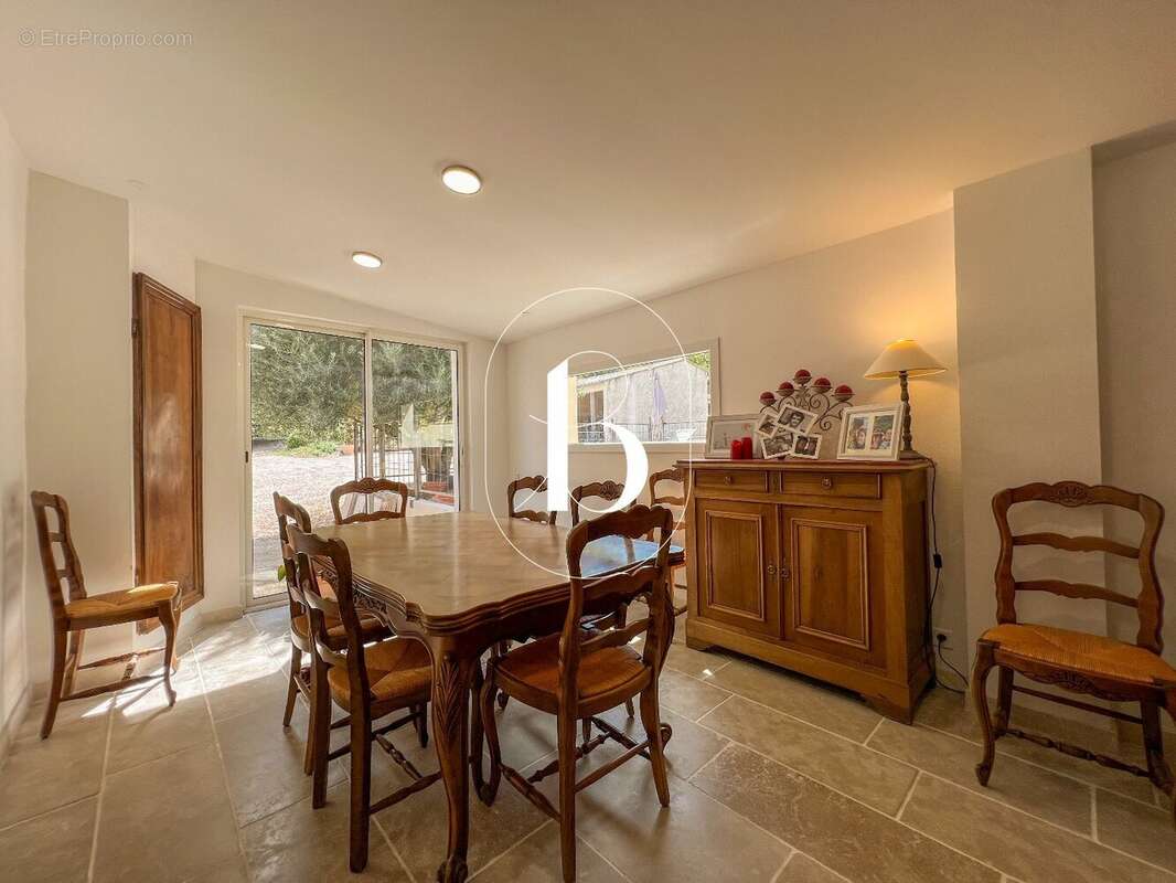 Maison à SAINT-PAULET-DE-CAISSON