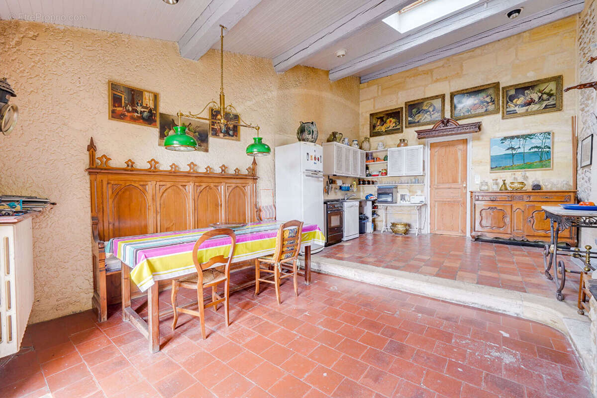 Maison à QUINSAC