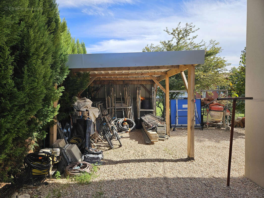 Maison à JONQUIERES