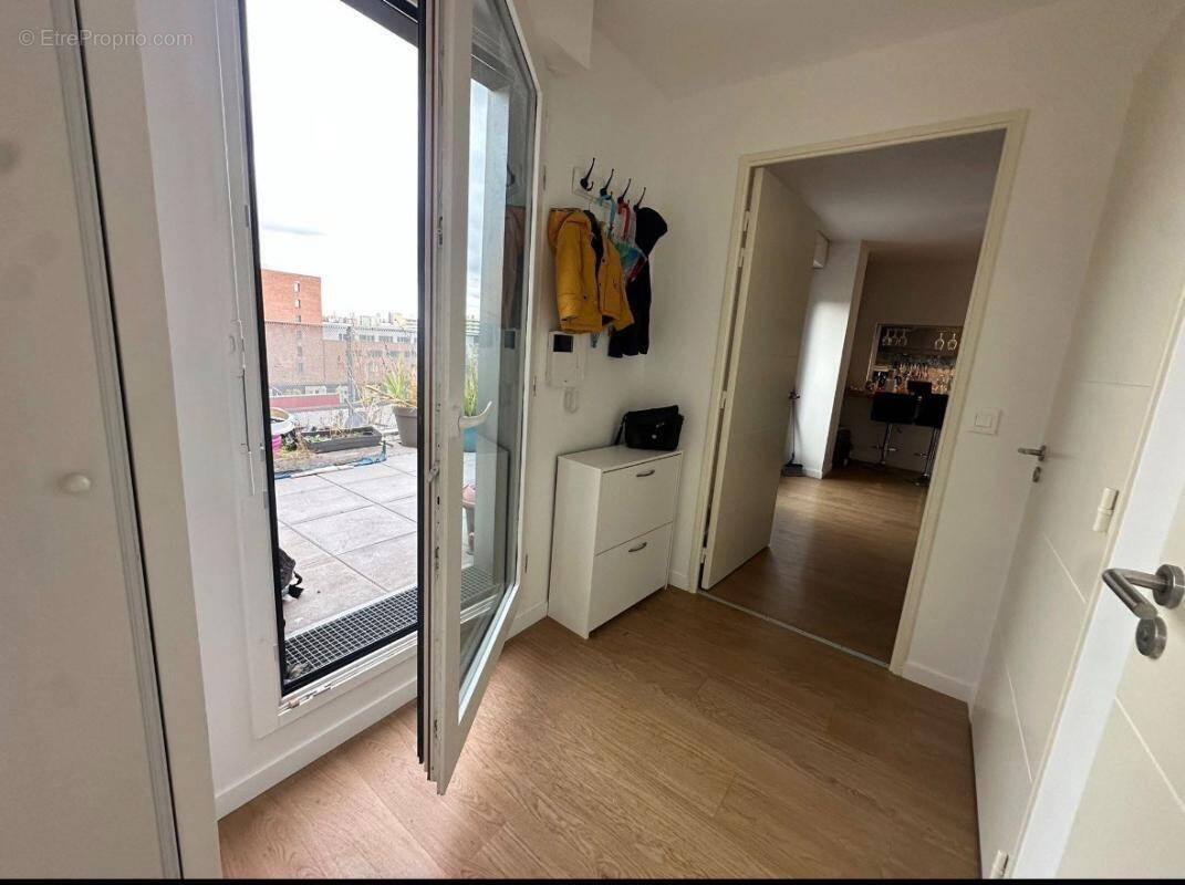 Appartement à LA COURNEUVE