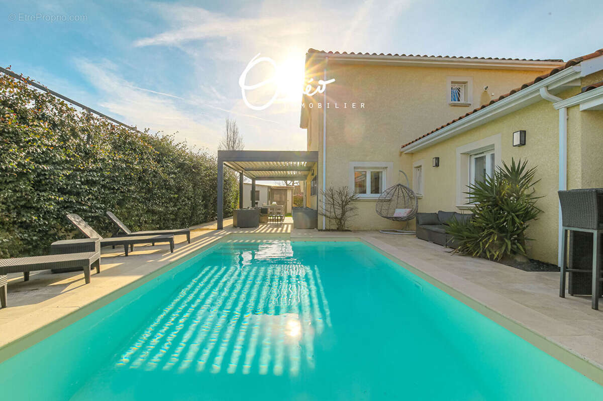Maison à MIONS