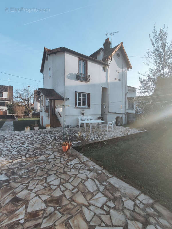 Maison à AULNAY-SOUS-BOIS
