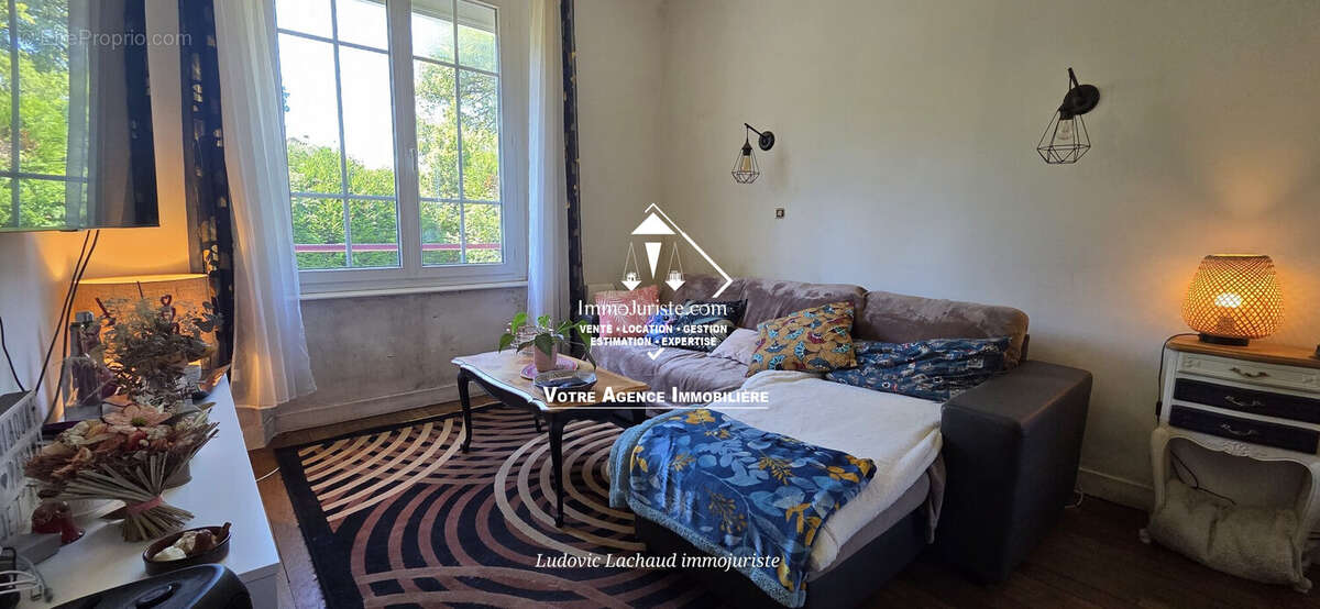 Maison à CONDAT-SUR-VIENNE