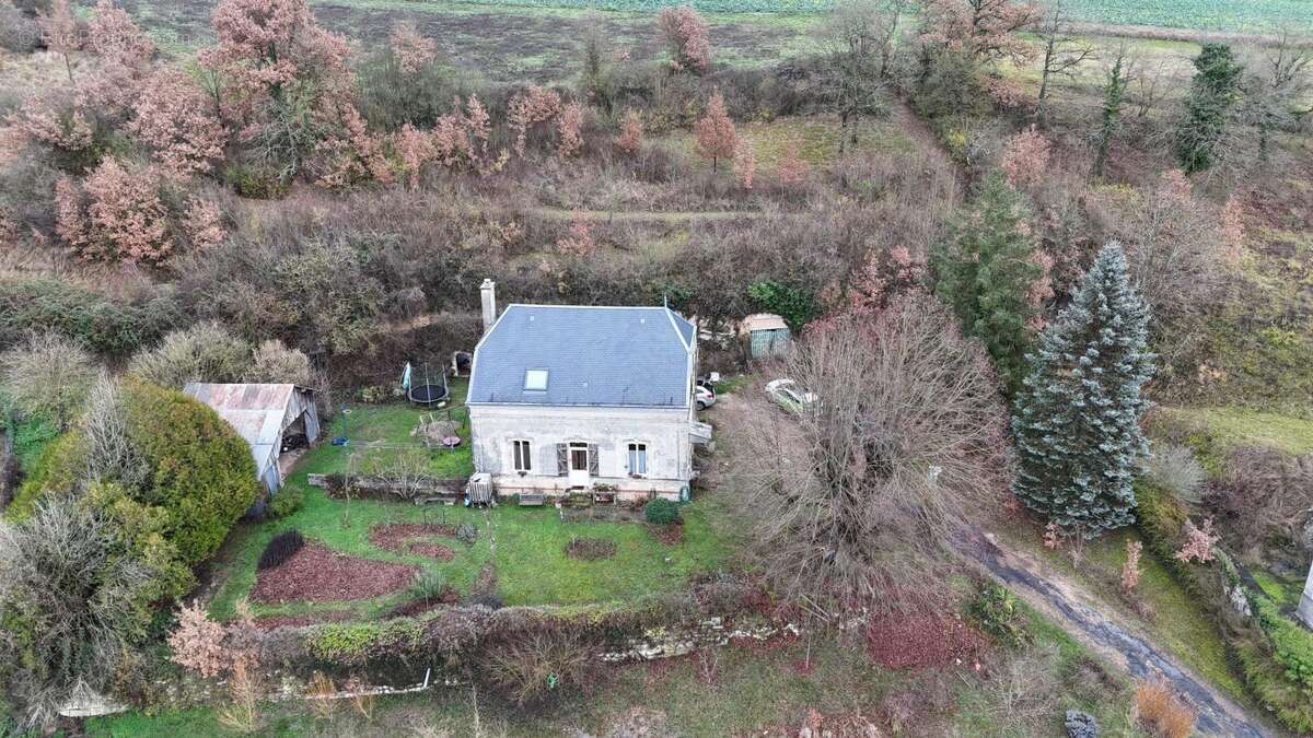 Maison à NEUILLE-PONT-PIERRE