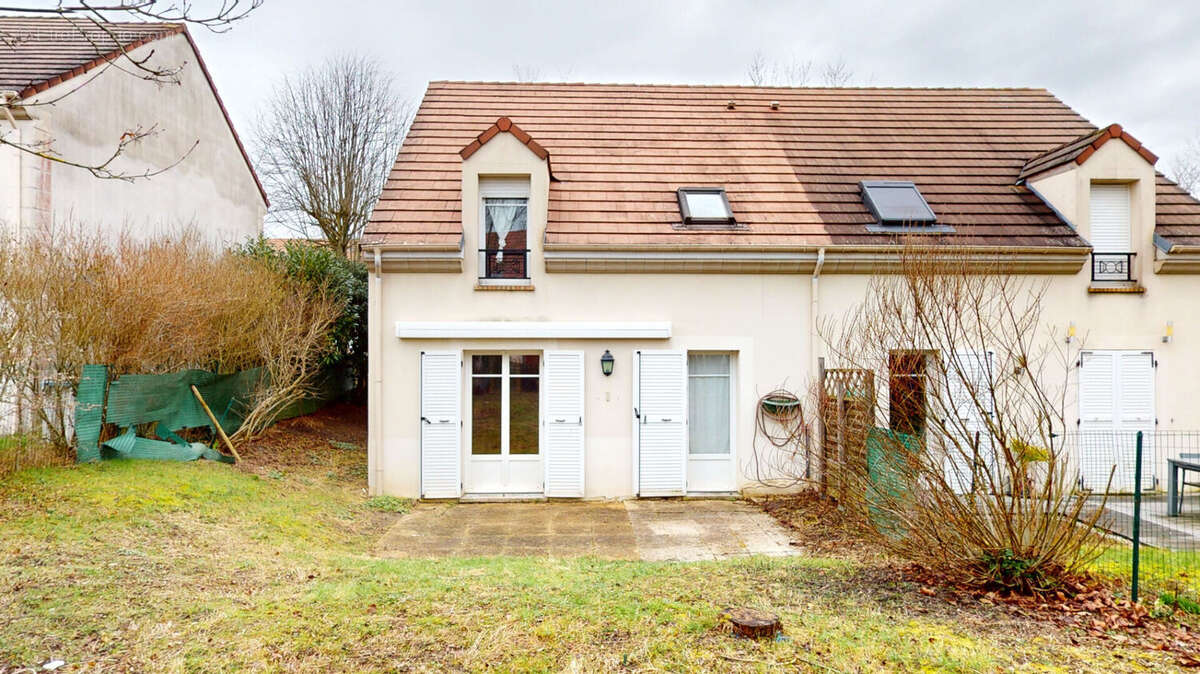 Maison à Breuillet de 85.20 m² - photo 8