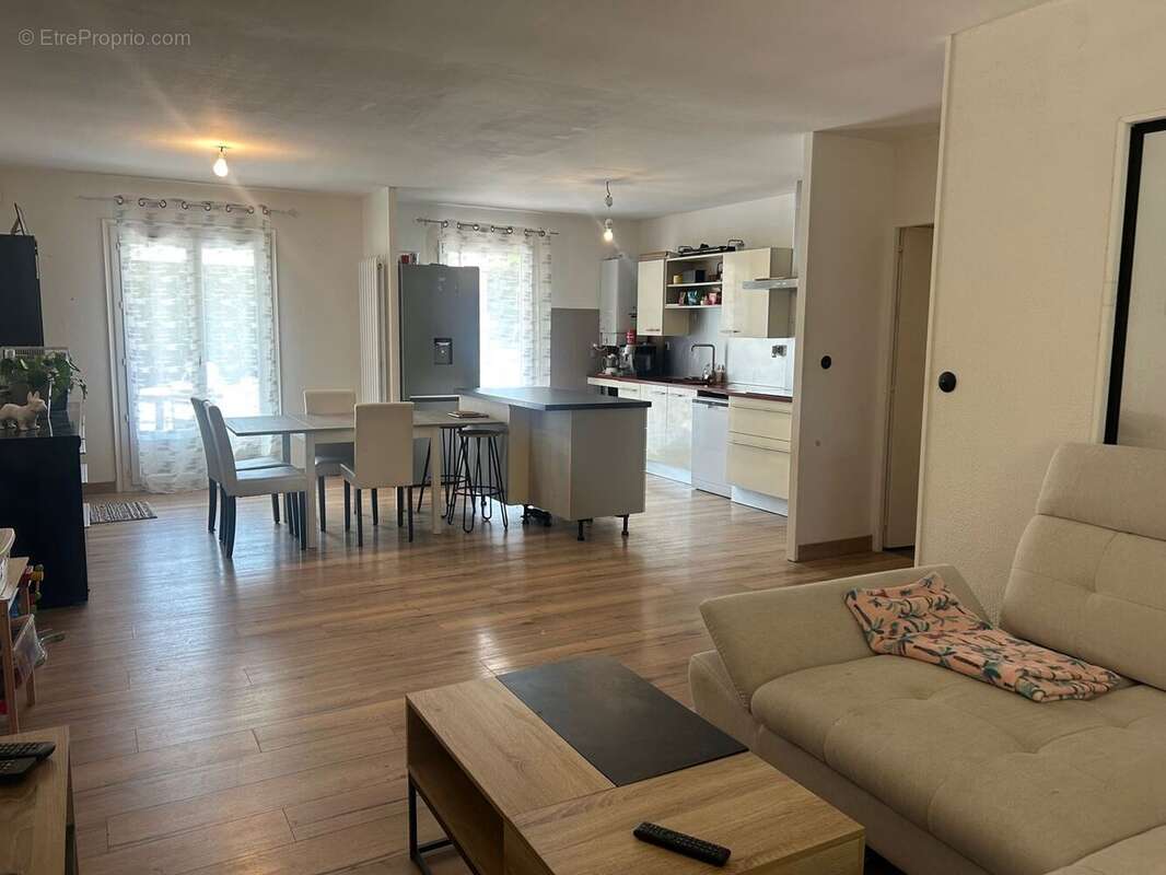 Maison à BOURG-DE-PEAGE