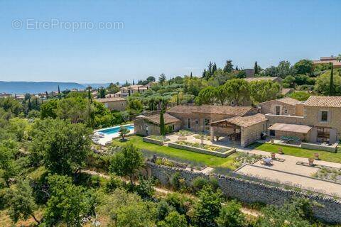Maison à GORDES
