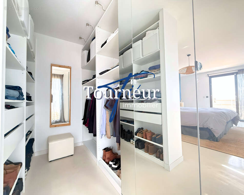 Maison à SIX-FOURS-LES-PLAGES